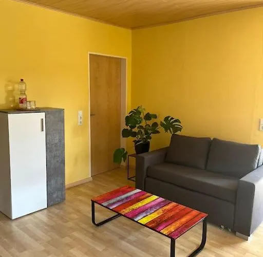 公寓 Zimmerwohnung Mit Kochnische In *