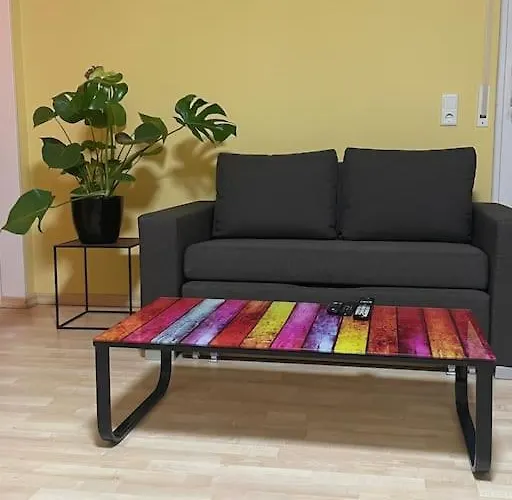 Zimmerwohnung Mit Kochnische In 公寓 Langgons